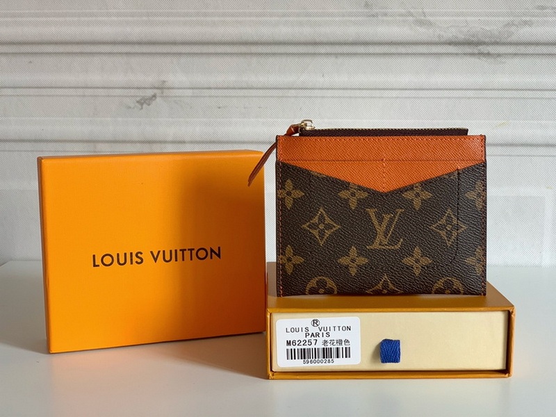 LV Wallets 307